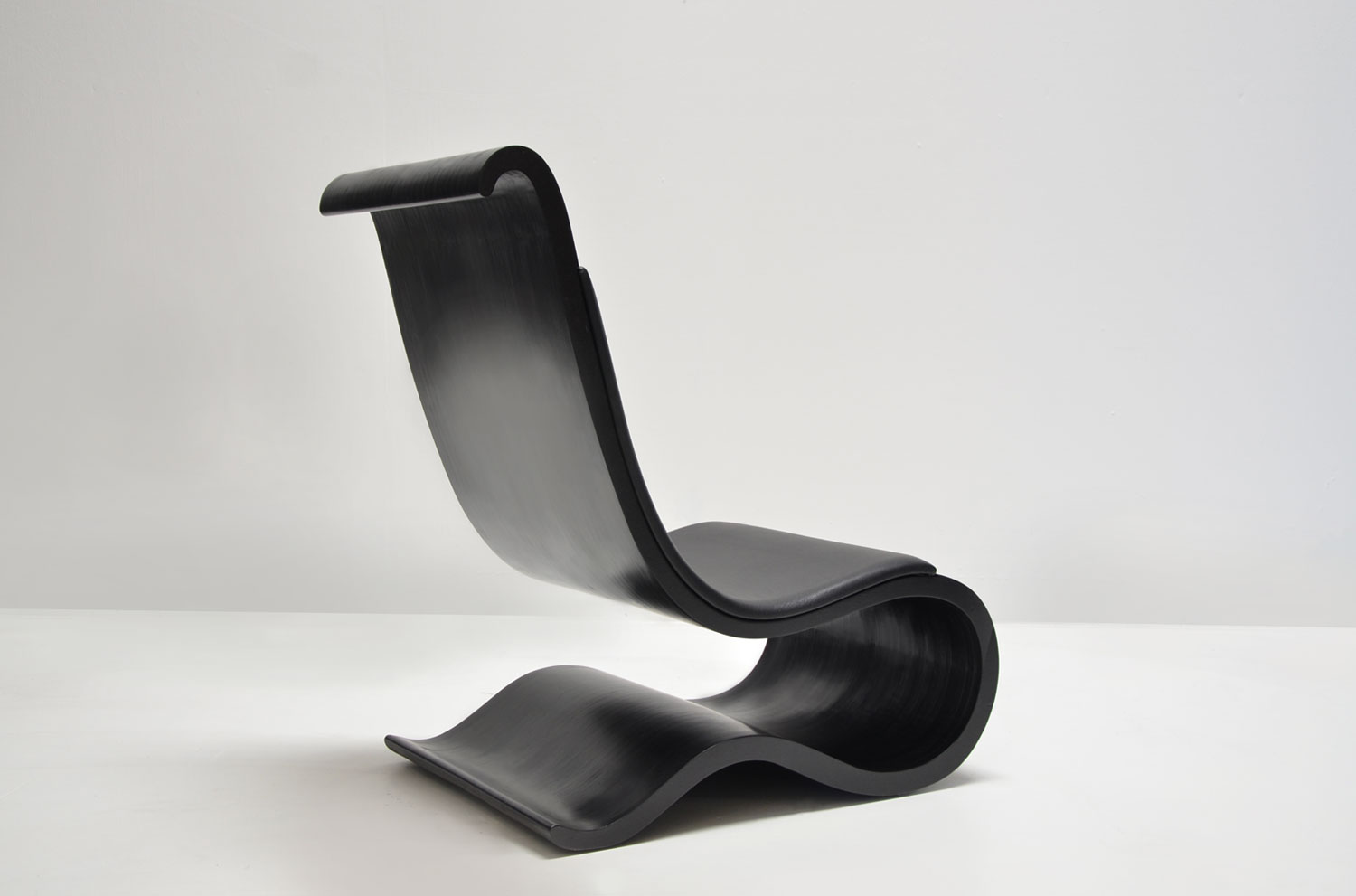 Serpen Lounge Chair - rear view
